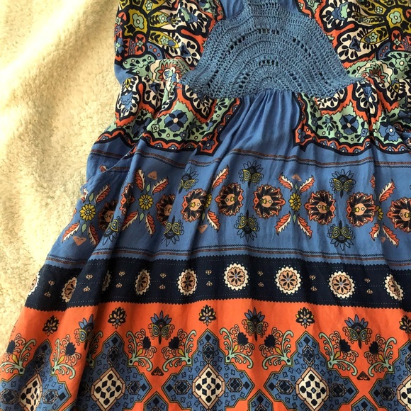 Roxy Dress - Picture 2 of 7